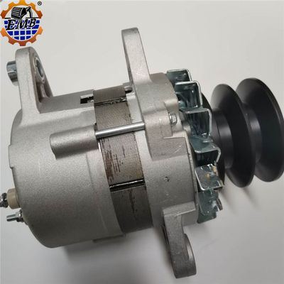 600-821-6110 0330002871 6D105 Alternador de motor para PC200-3 PC220-2