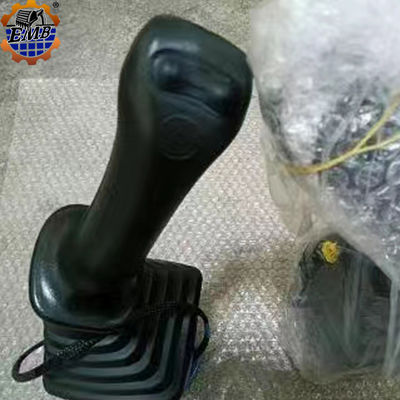 Manobrista de joystick 410113-00019 K1027929 válvula piloto K1000556 para peças de escavadeira Doosan