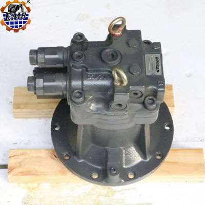 170303-00001 DX140LC Motor de rolamento K1000101 K1007357B DX150 Motor de balanço de escavadeira
